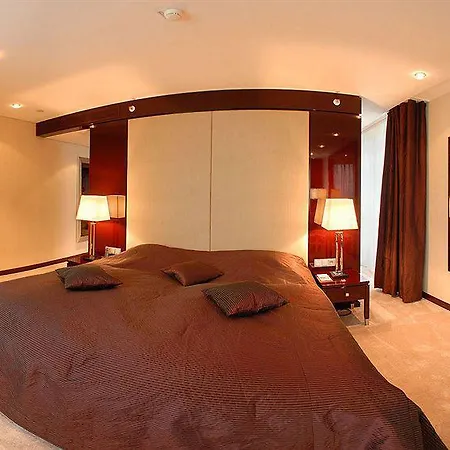 Maritim 4*