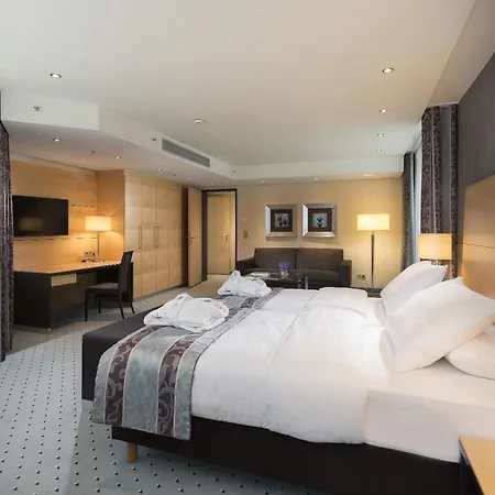 Hotel Maritim
