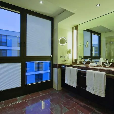 Maritim 4*
