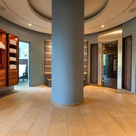 Maritim 4*